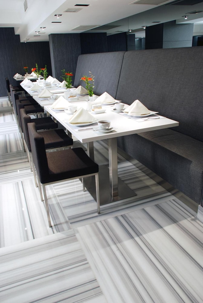 Met Boutique Hotel 30/36
