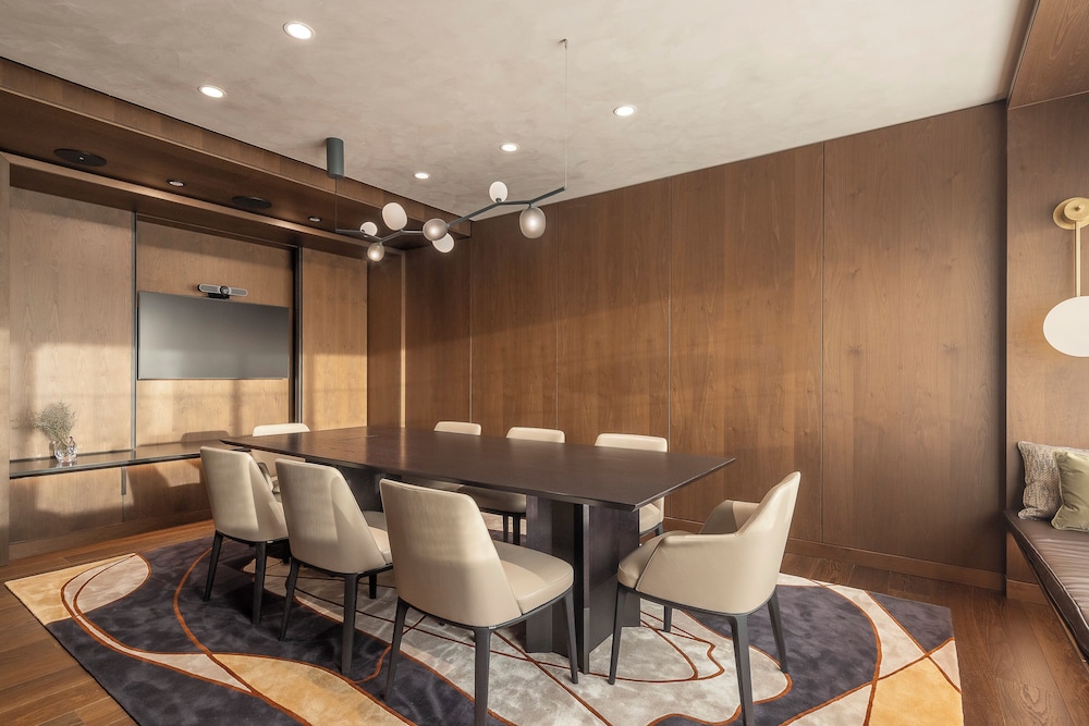 Fairmont Golden Prague 55/61
