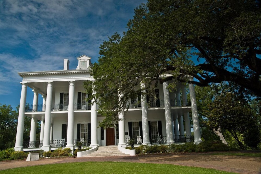 Dunleith Historic Inn 7/57