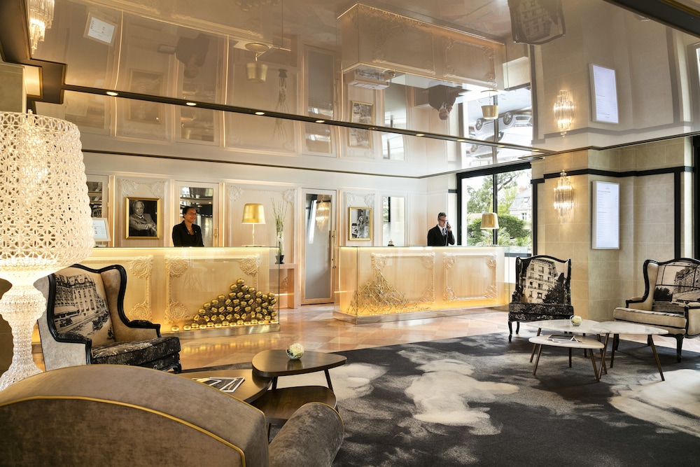 lobby
