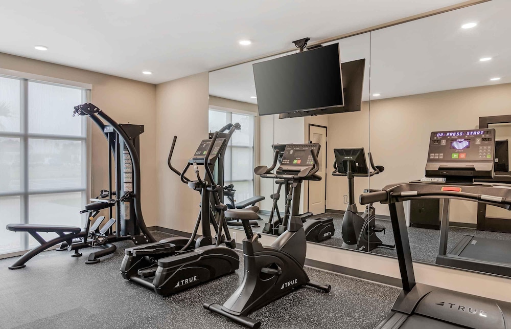 Extended Stay America Premier Suites- Jacksonville - Airport 16/40