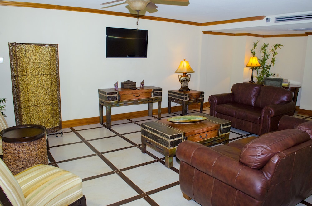 Accra Beach Hotel and Resort 25/50