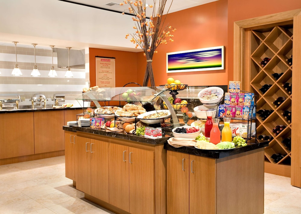 Hilton Garden Inn Dallas Richardson 53/70