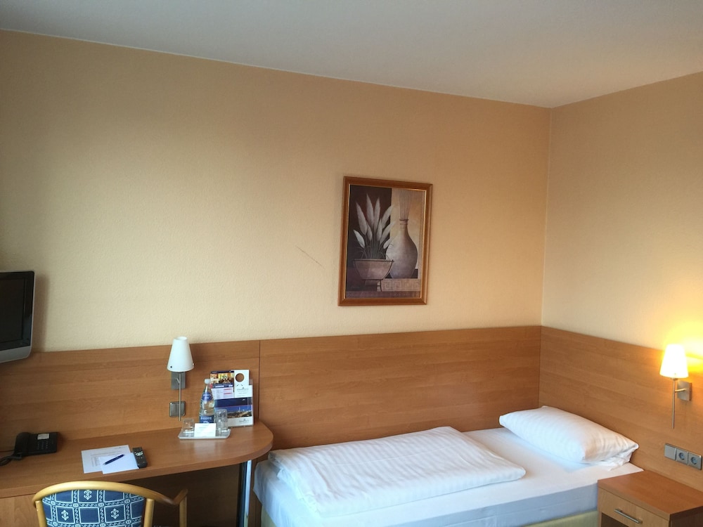 PLAZA INN Berlin-Charlottenburg 30/64