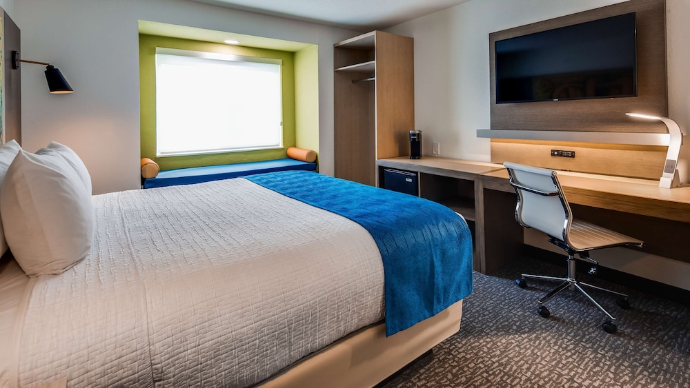Best Western El Paso Airport Entrada Hotel 13/47