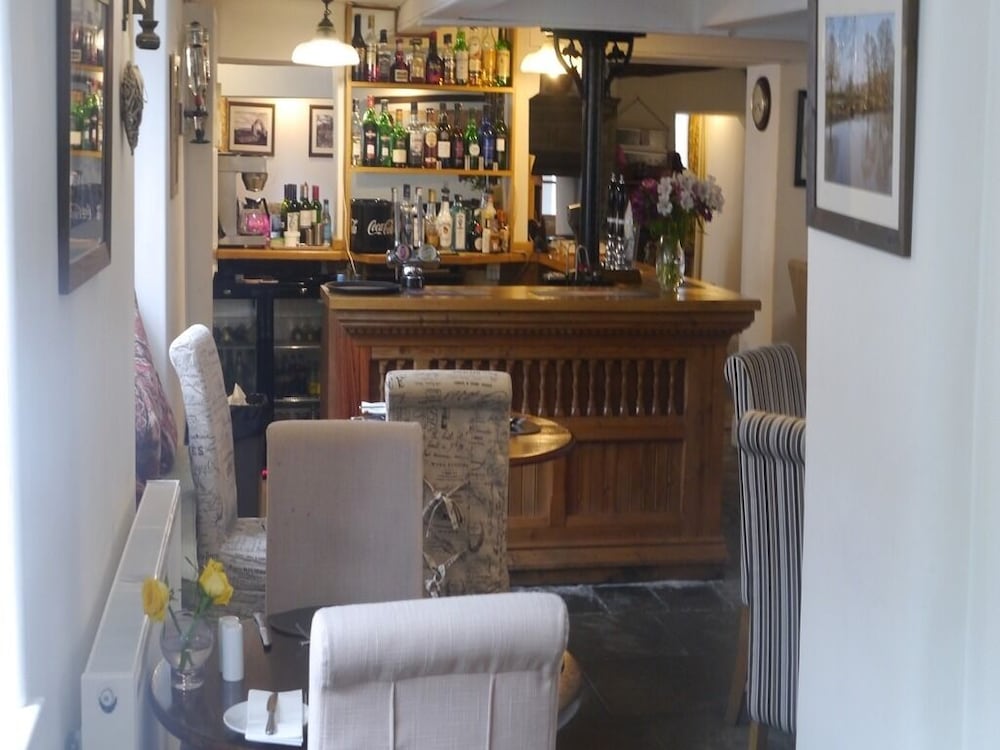 The 3 Millstones Inn 2/53
