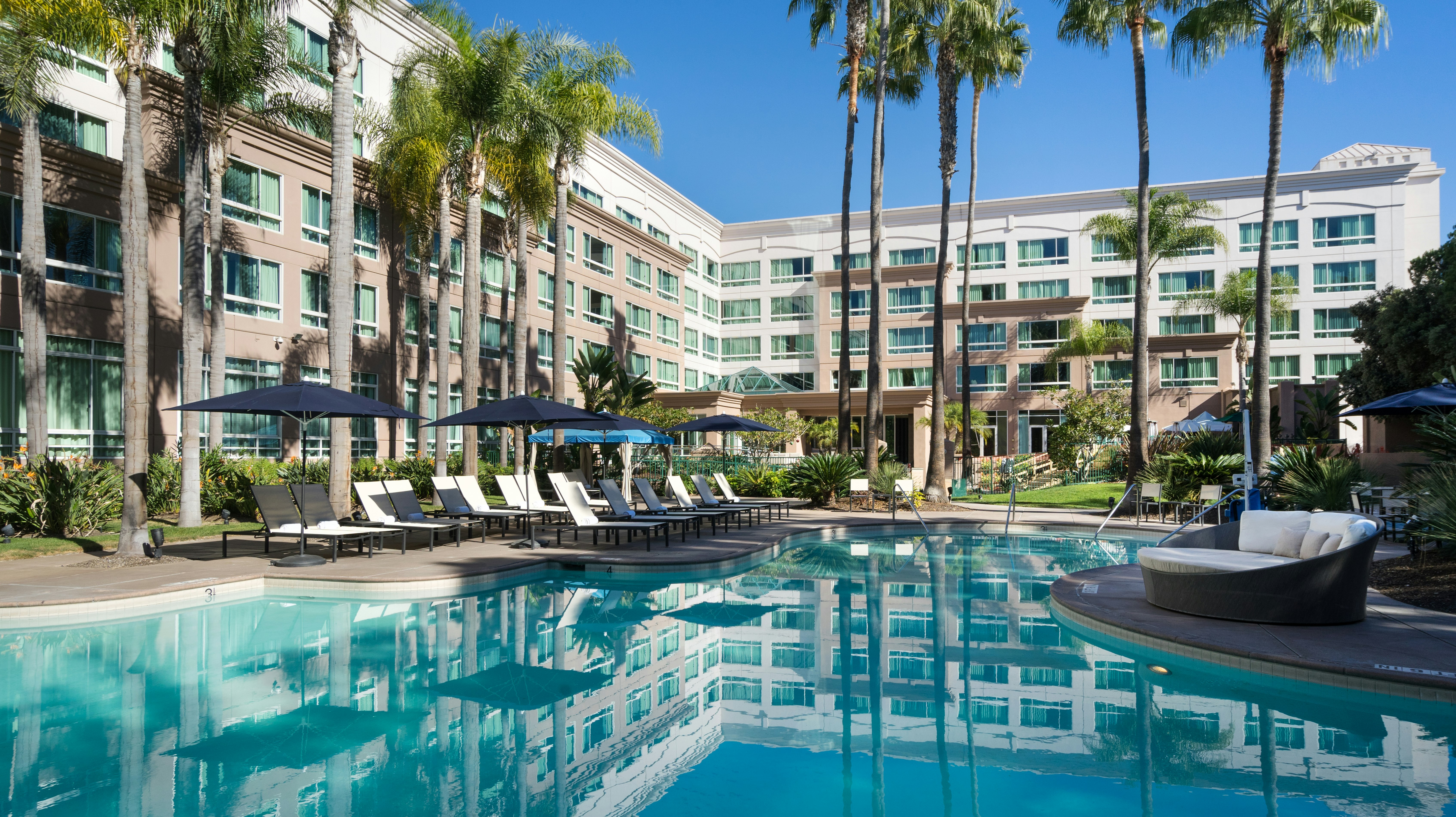 Doubletree By Hilton Hotel San Diego Del Mar 6/80