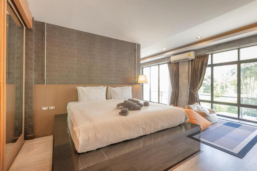 Loft, Family, Suite, King Bed, 2 Bunk Beds
