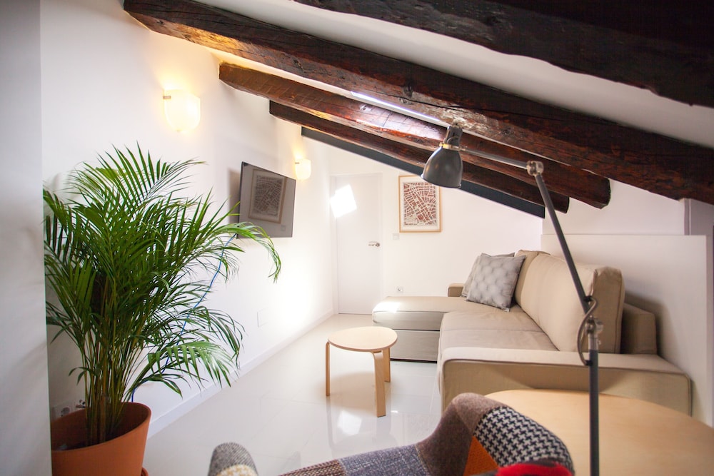 Malasana Central Suites 46/58