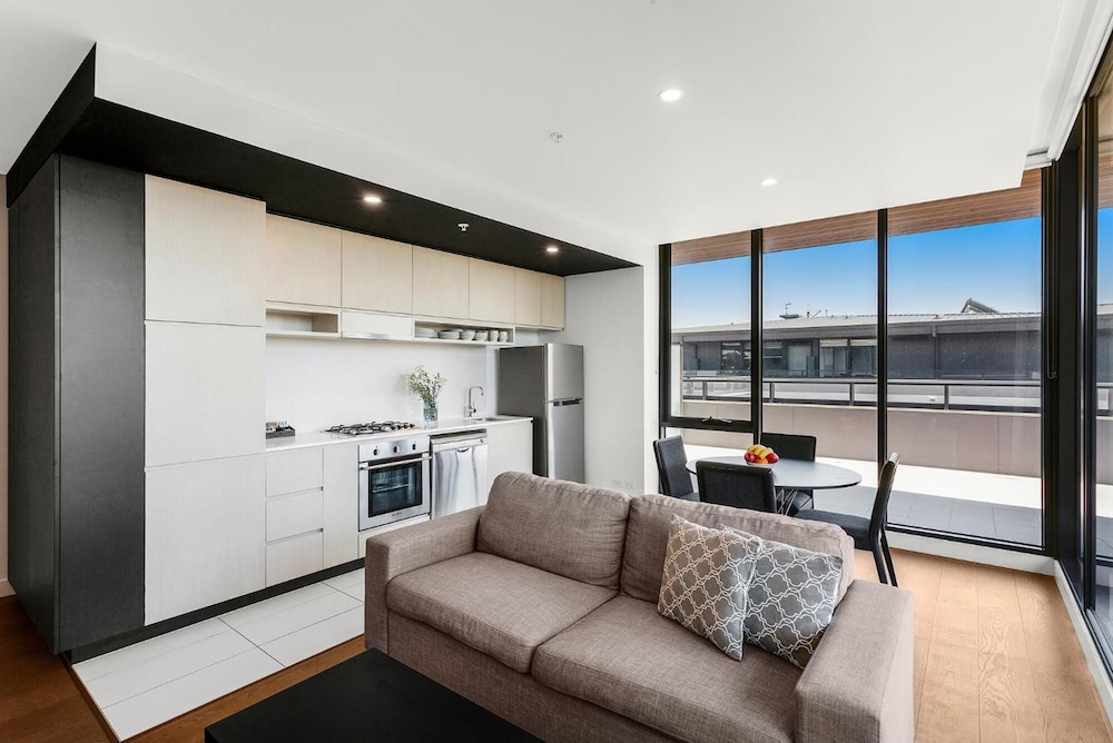 Clayton Serviced Apartments 10/33