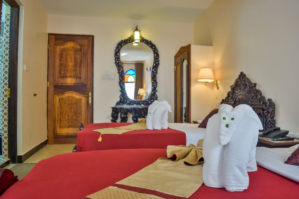 Tembo House Hotel Apartments 23/50