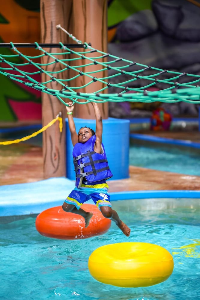 Splash Universe Resort 44/50