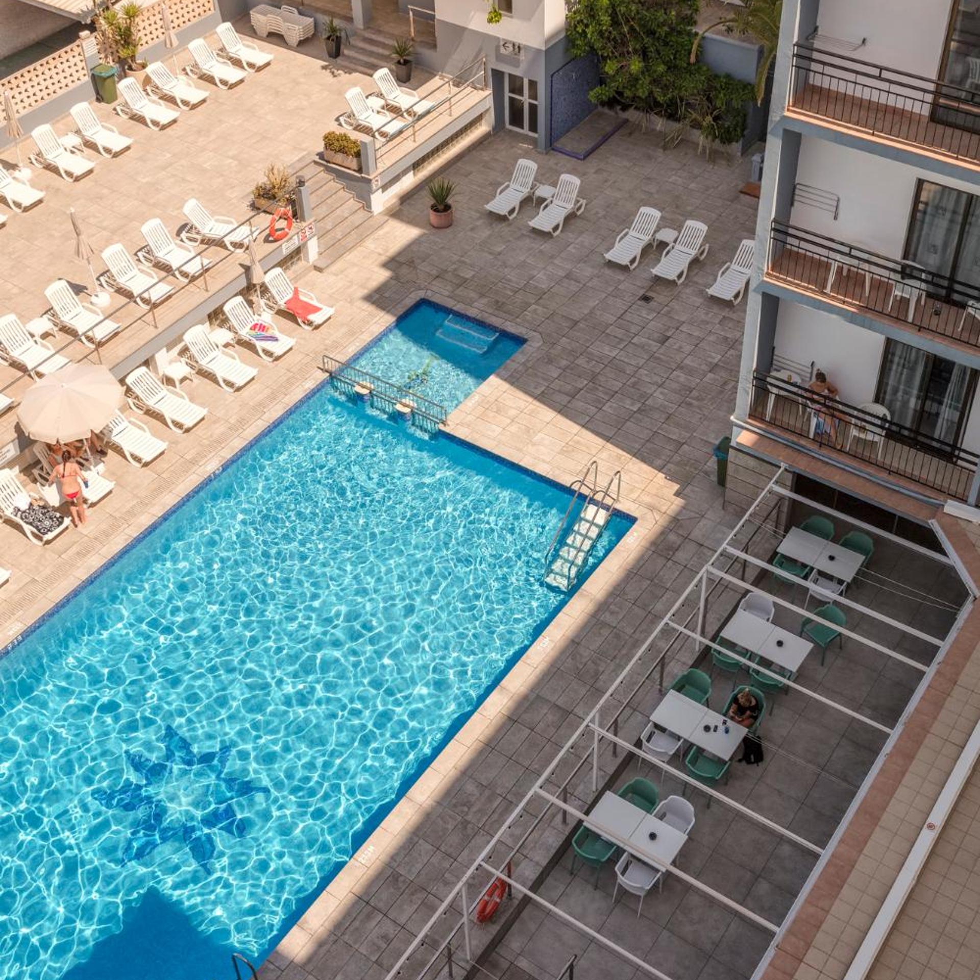 Hotel Brisa Ibiza 35/52
