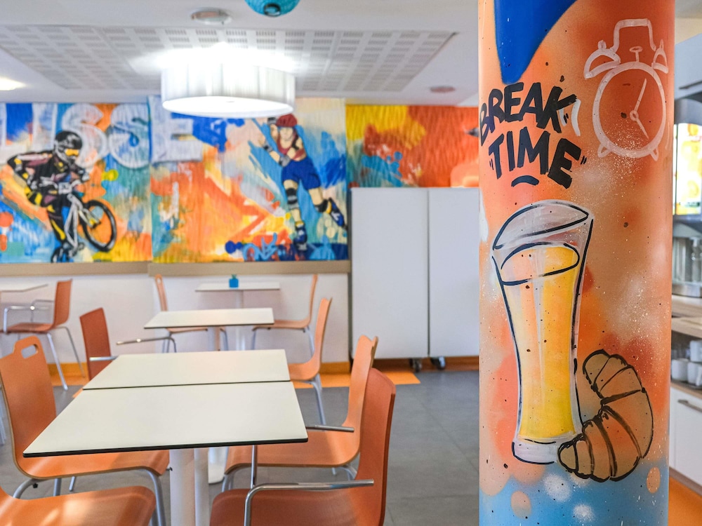 IBIS BUDGET TOULOUSE AEROPORT 59/67