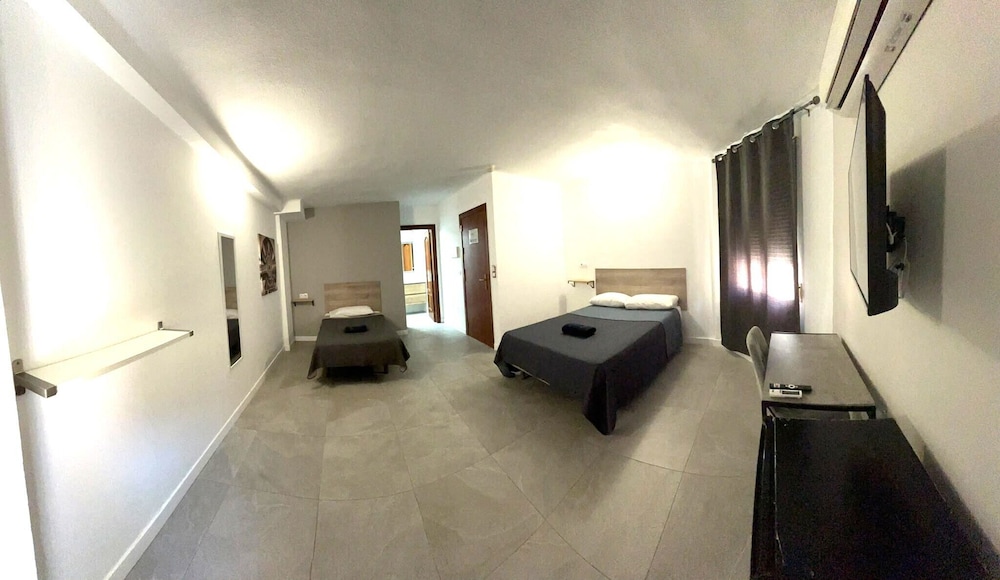 Hotel Velis 25/50