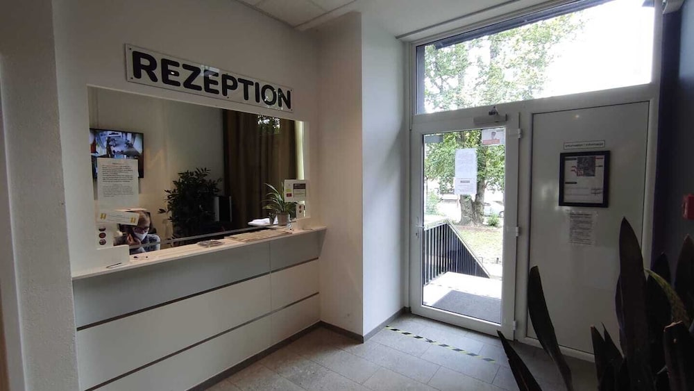NEOHOSTEL BERLIN 3/50