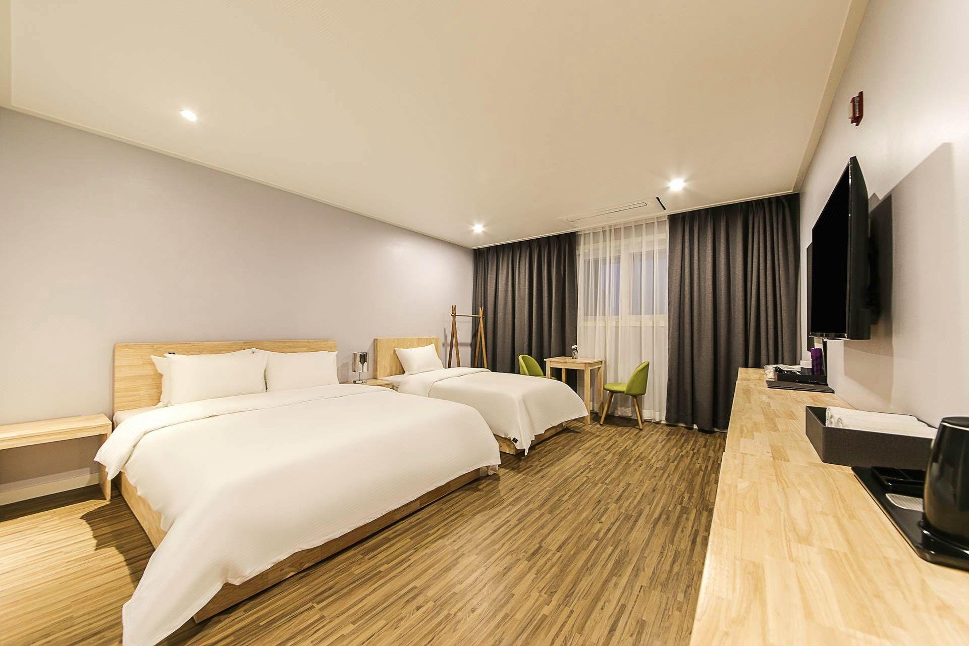 Gangneung Pine City Hotel 30/40