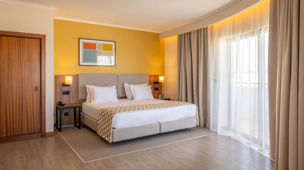 Premium, Twin Beds