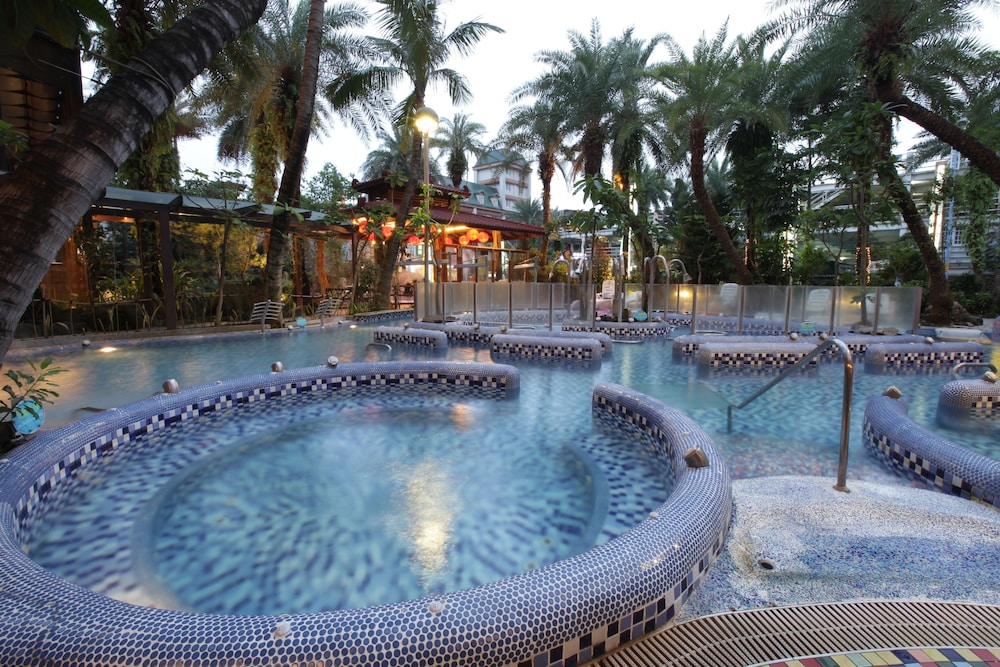 Resort One Hotel 37/37