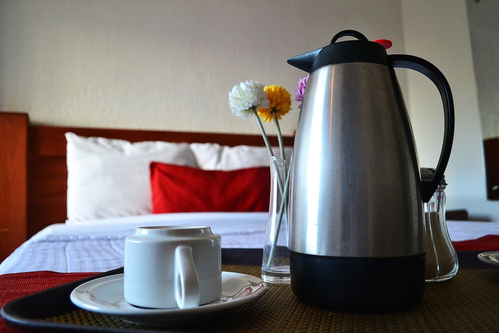 Campestre Inn Hotel And Residences 36/44