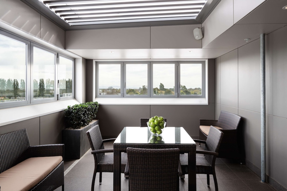 Rydges Latimer Christchurch 28/50