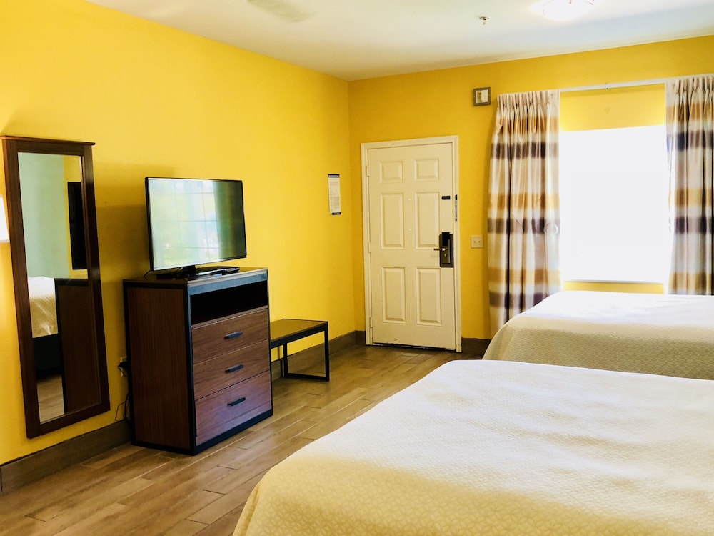 Days Inn by Wyndham Port Aransas TX 8/34