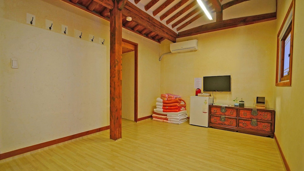 Sarangroo 36/50