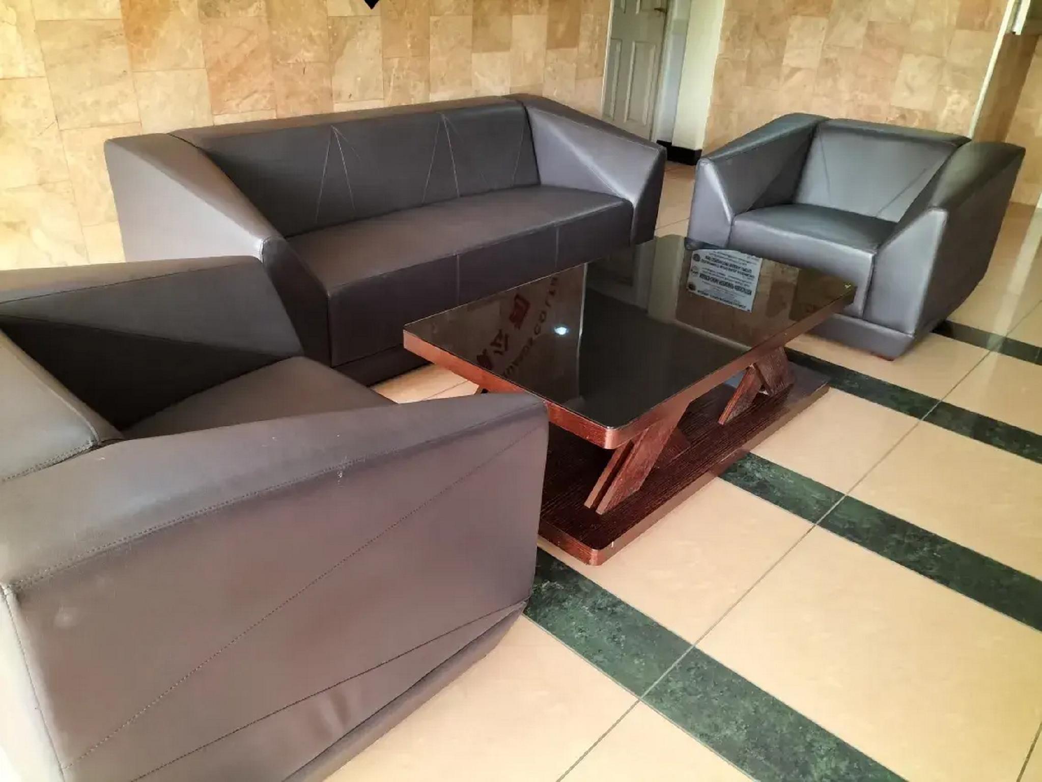 Golden Gate Hotel Abuja 7/18