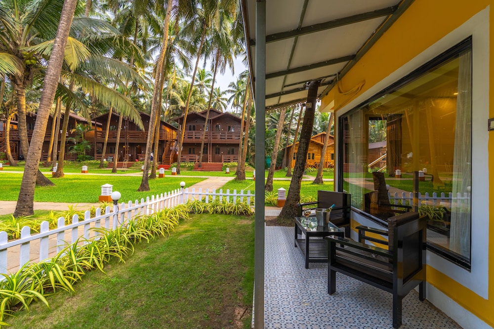 LA CABANA BEACH and SPA 56/65