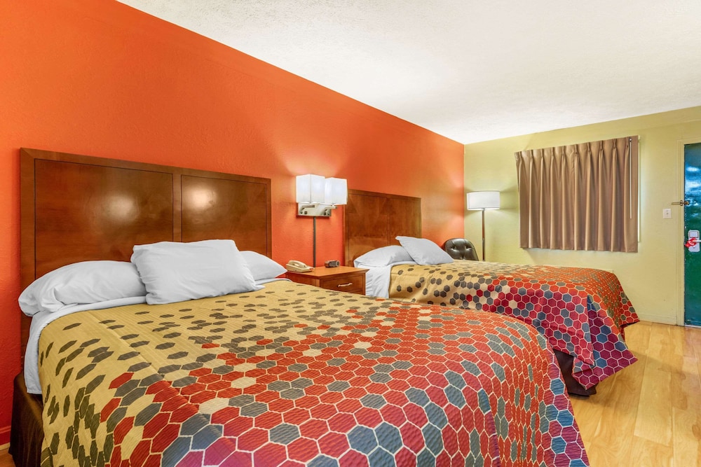 Rodeway Inn Lexington West 8/18