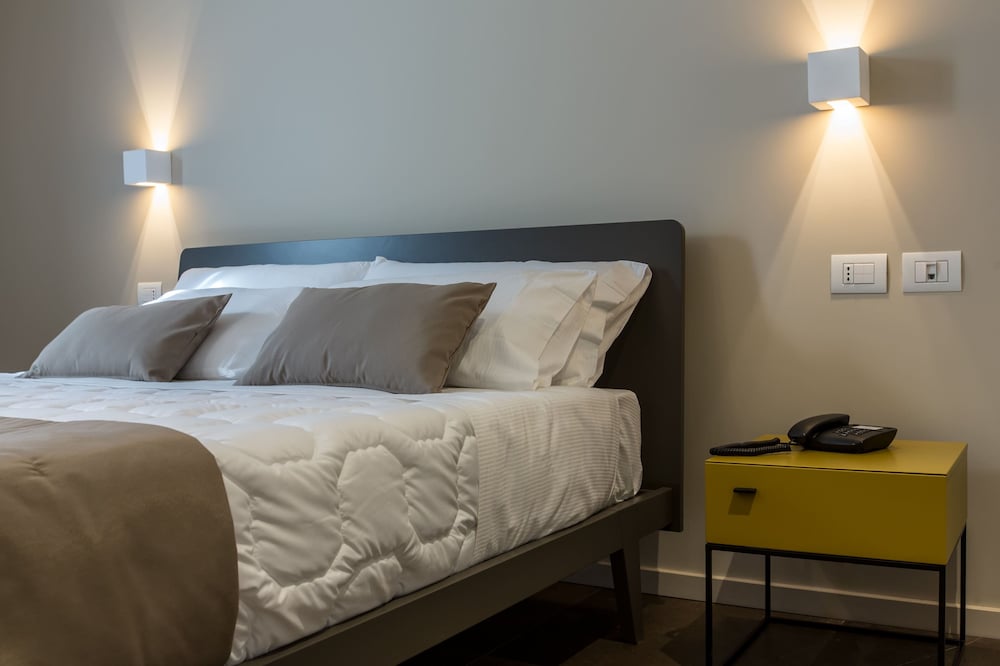 Plebis B&B 30/48