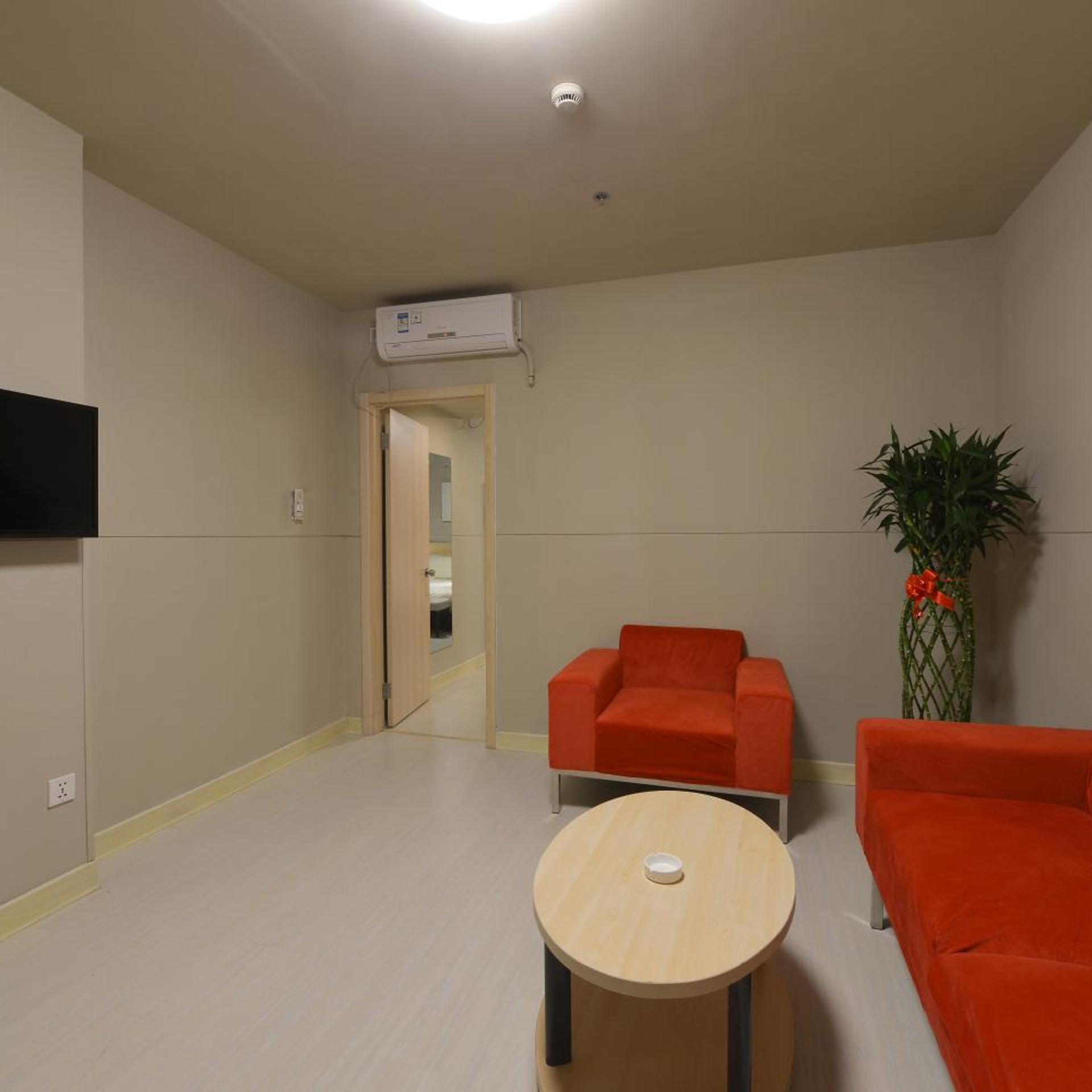 Hi Inn Suzhou Railway Station North Square 33/51