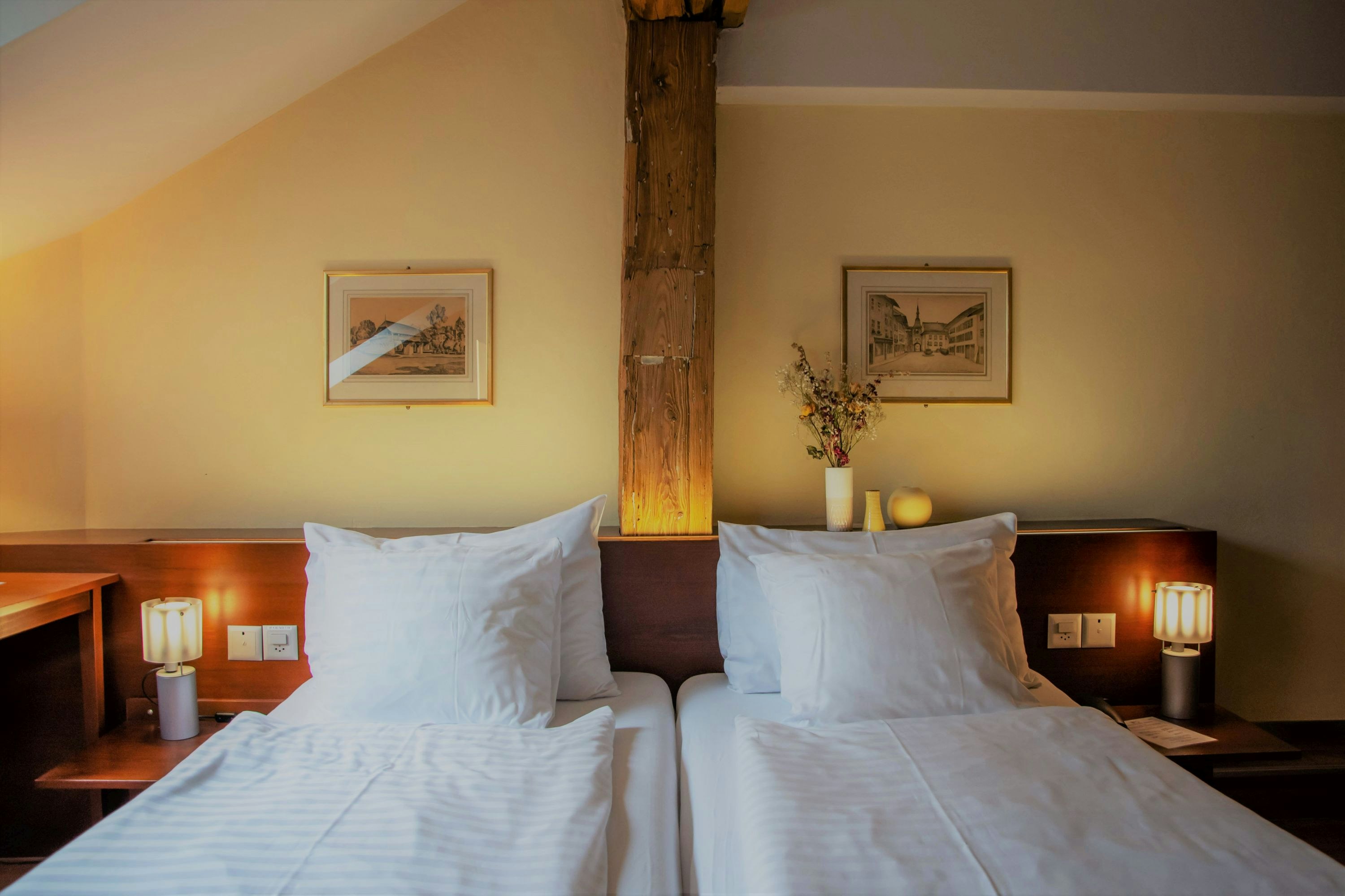 Hotel Restaurant Goldener Schlussel Bern 25/71