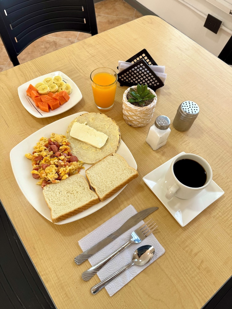 Hotel Plaza Mayor 45/64
