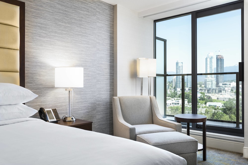 Delta Hotels by Marriott Burnaby Conference Centre 9/46