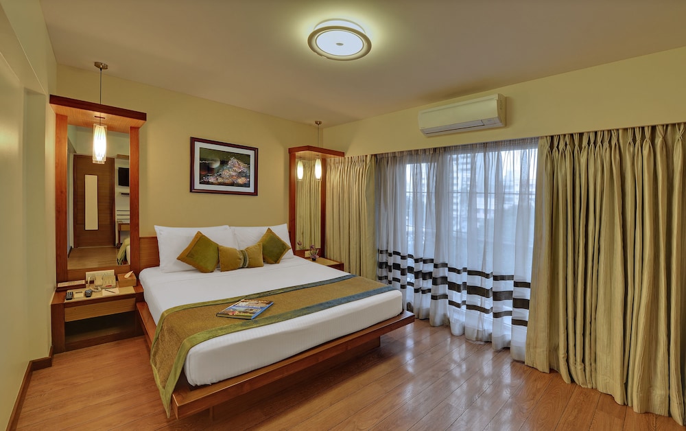Grand Residency Service Apartment 30/40