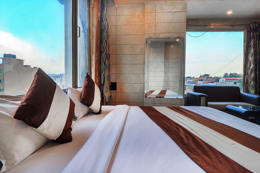 Premium, King Bed, Accessible, HOTEL GRAND SHIVA 9/10