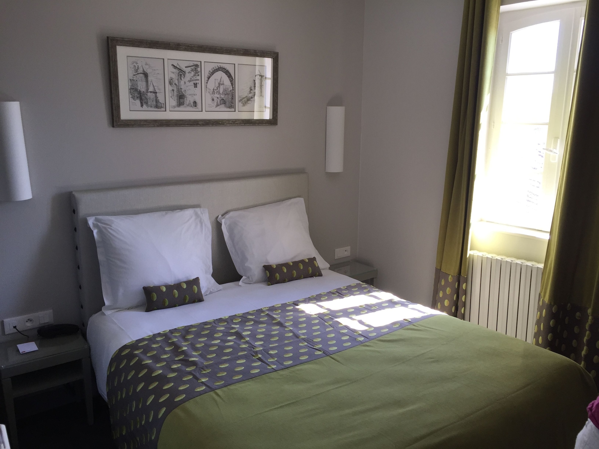 SUPERIOR, DOUBLE BED, PRIVATE BATHROOM, GARDEN AREA