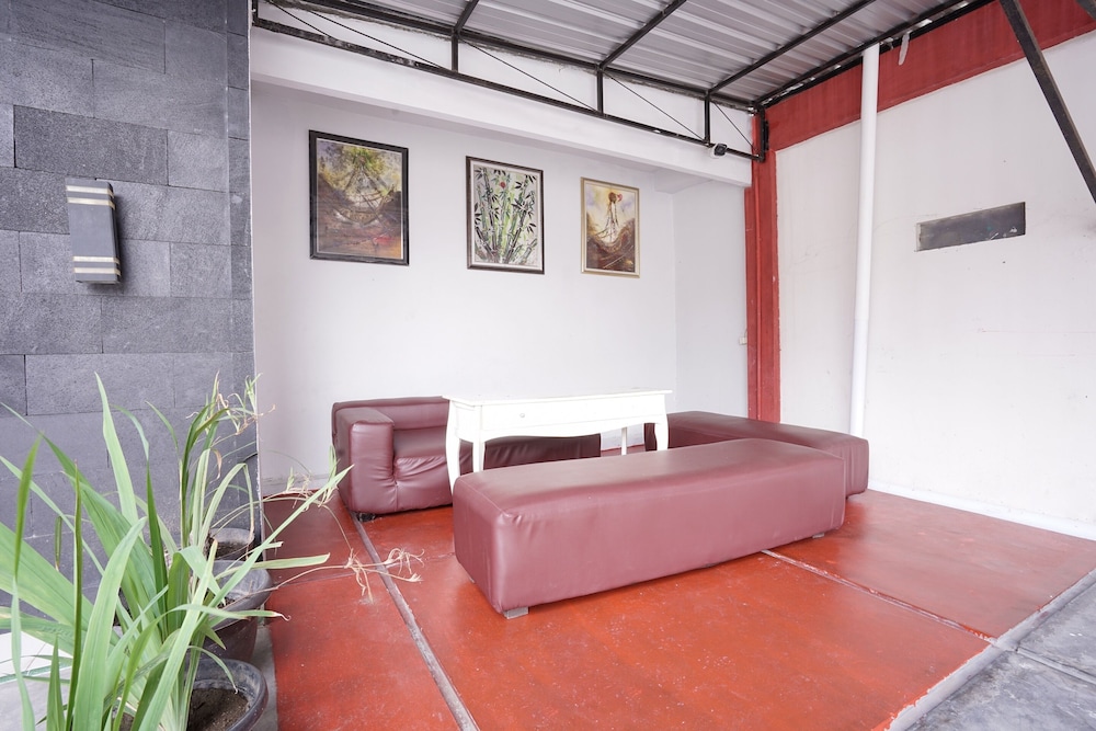 Hotel O Seturan Near Hartono Mall Yogyakarta Formerly Maleo Kostel 23/29