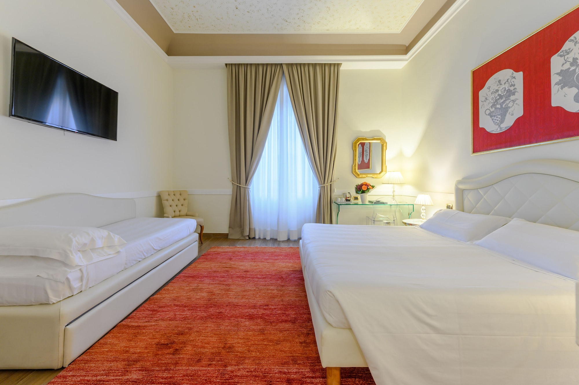 ROOM, TRIPLE