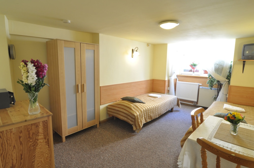Unikat Guest Rooms 53/72