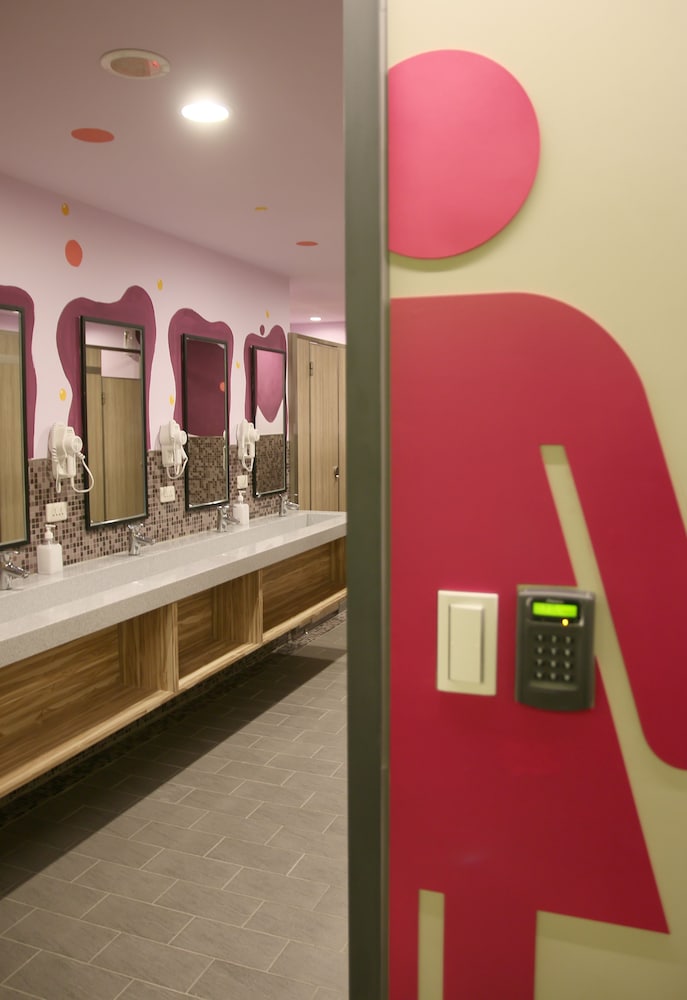 Backpackers Hostel Taipei Changchun 36/49