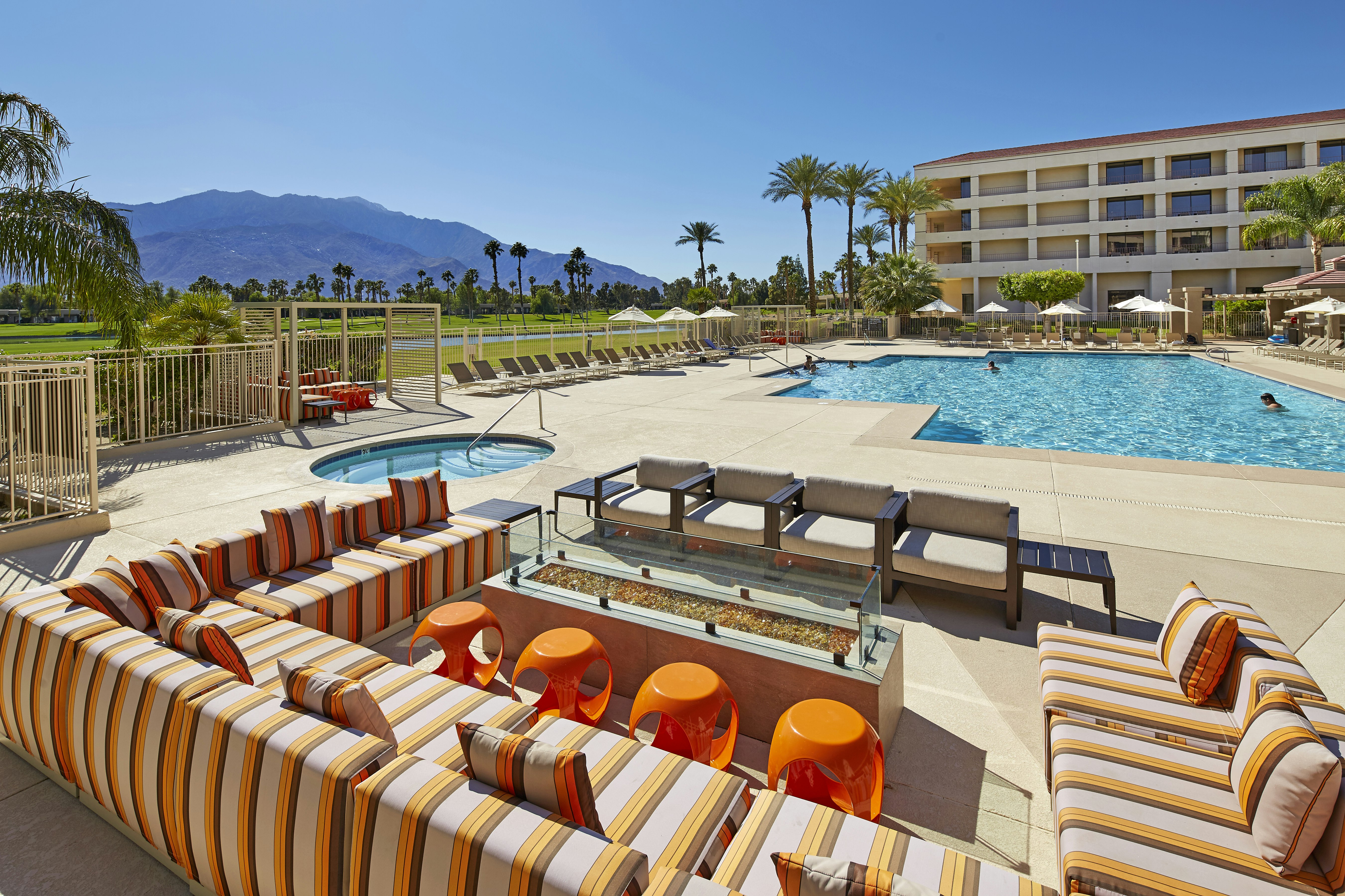 Doubletree By Hilton Golf Resort Palm Springs 6/81