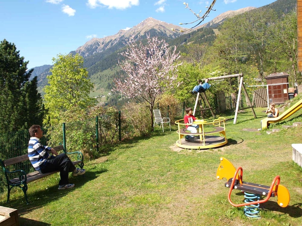 Hotel Alpenblick 67/79