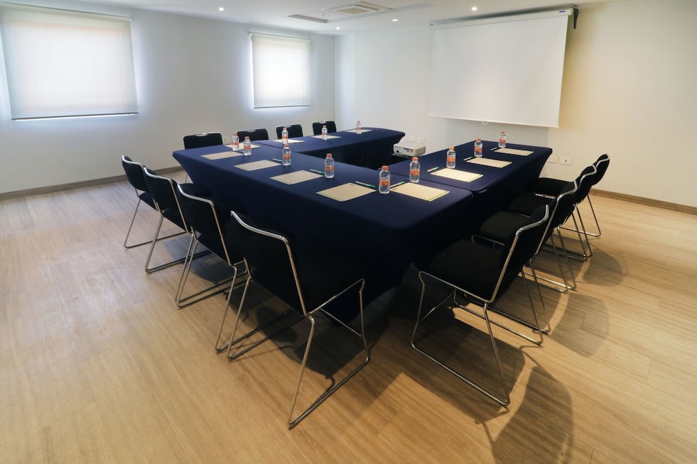 City Express Junior by Marriott San Luis Potosi Zona Industrial 43/48