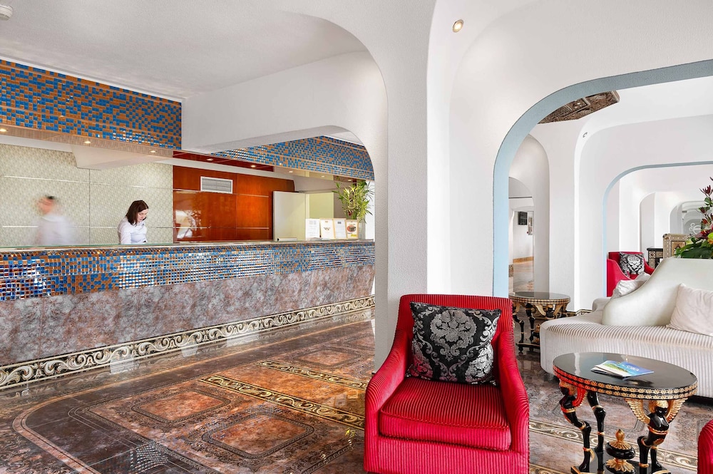 lobby