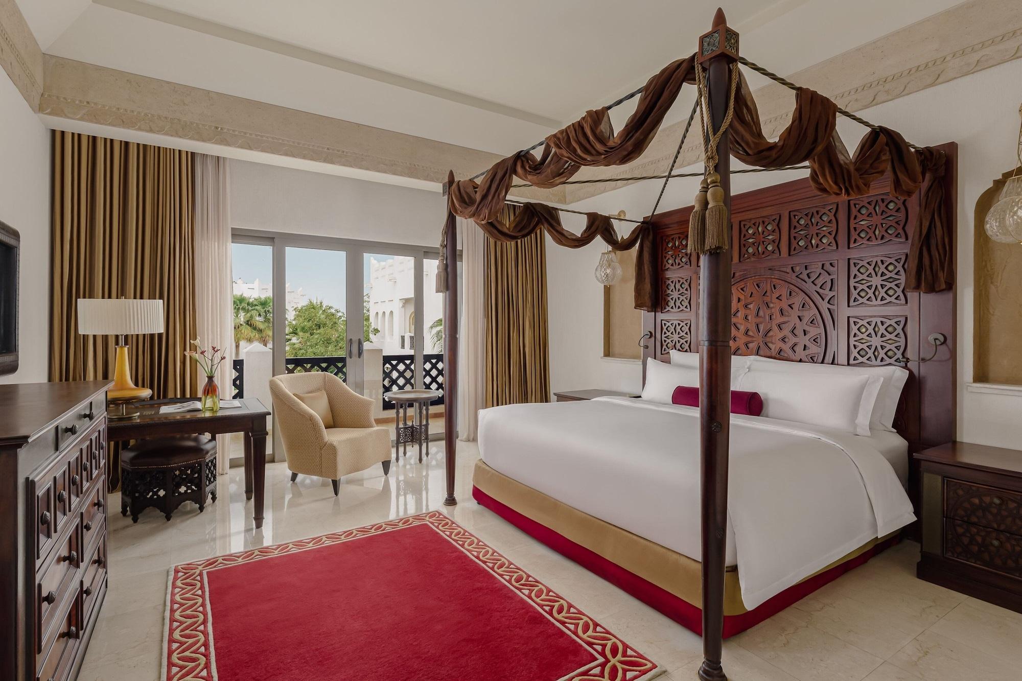 2 Bedrooms, Royal, Suite, Sea View