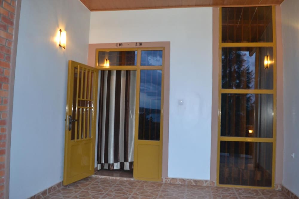 Wailers Lodge photo2