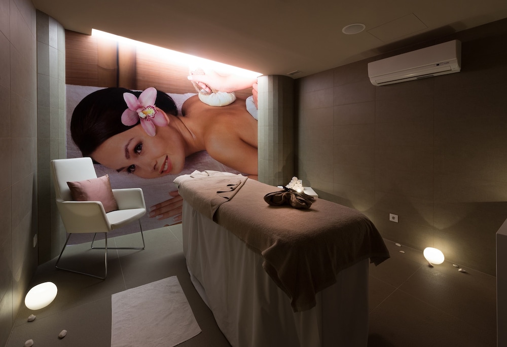 Melia Lisboa Aeroporto 35/73