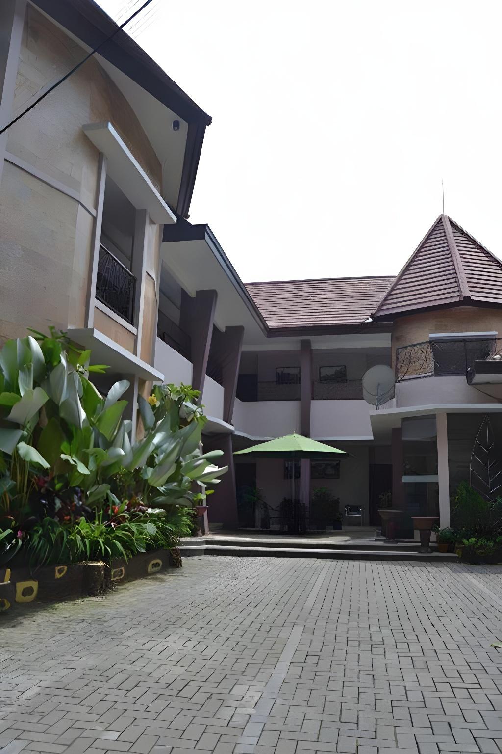 D Pavilion Guesthouse 4/21